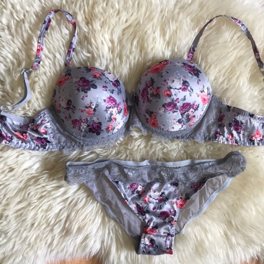 Push up bra and bikini. European Size 85B. US 36B